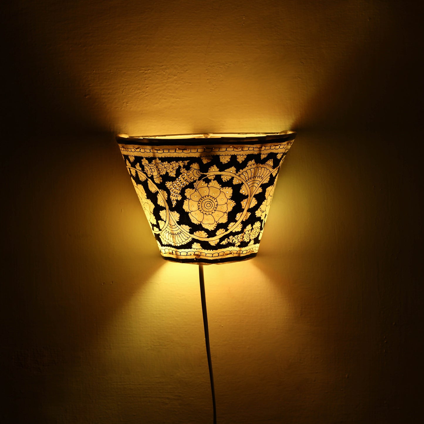 Handpainted Tholu Bommalata Leather Wall Lamp (Small) 59