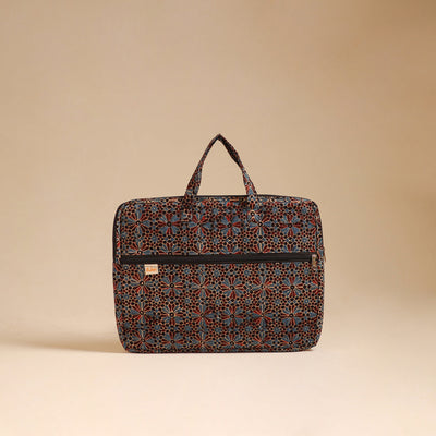 Handcrafted Quilted Laptop Bag (12 x 16 in) 08