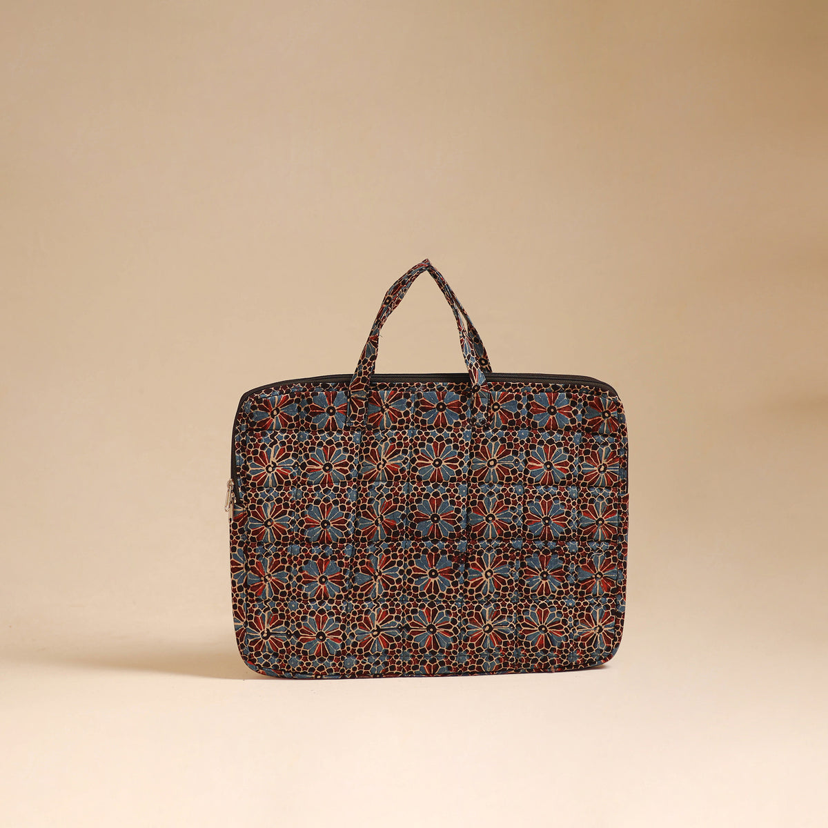 Handcrafted Quilted Laptop Bag (12 x 16 in) 08