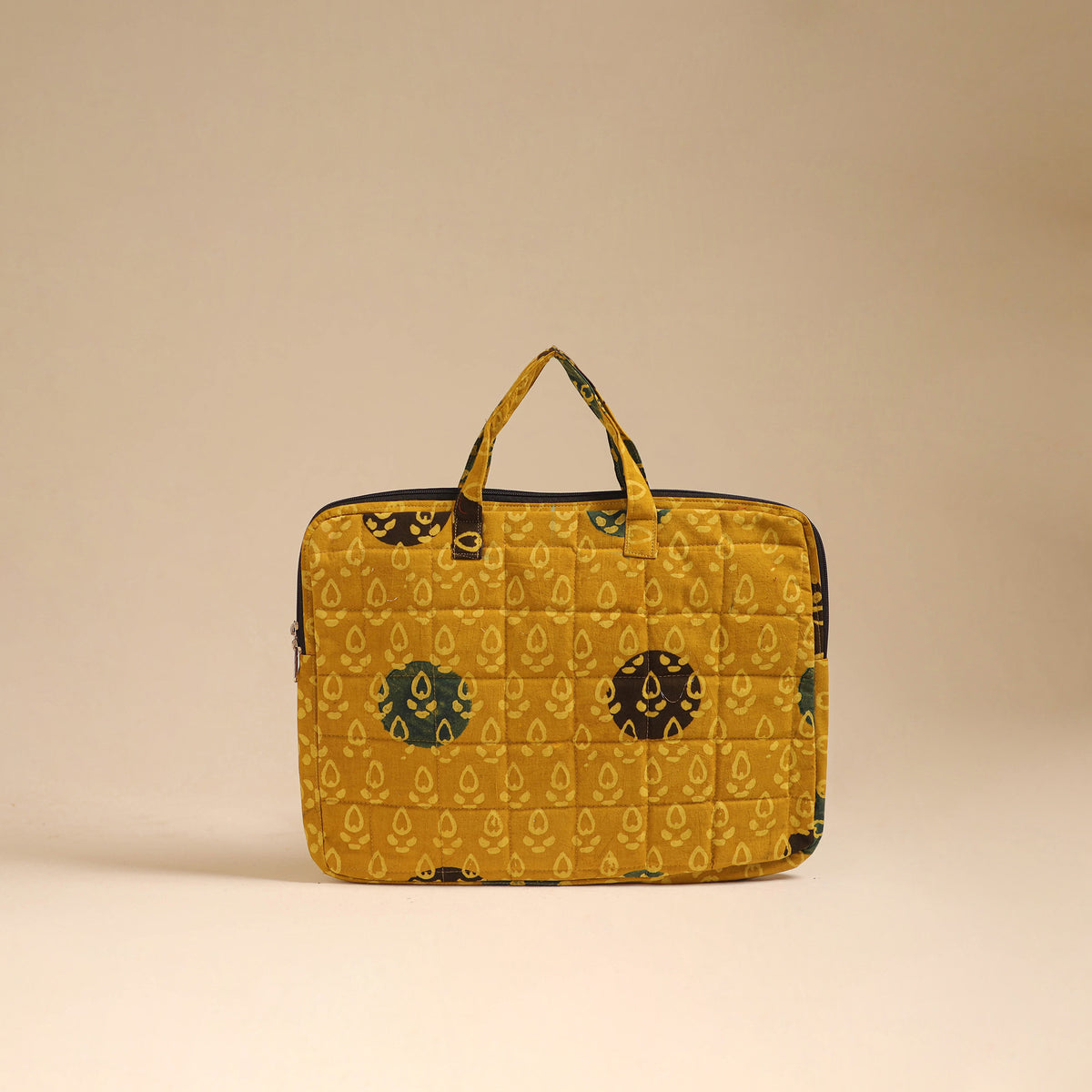 Handcrafted Quilted Laptop Bag (12 x 16 in) 11