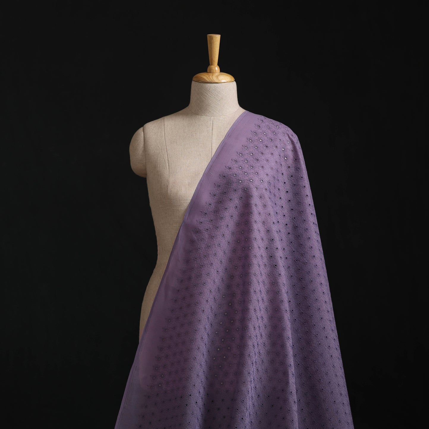 Floral Embroidered Cotton Hakoba Fabric 08