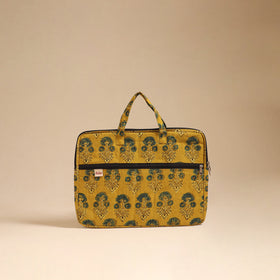 Handcrafted Quilted Laptop Bag (12 x 16 in) 17
