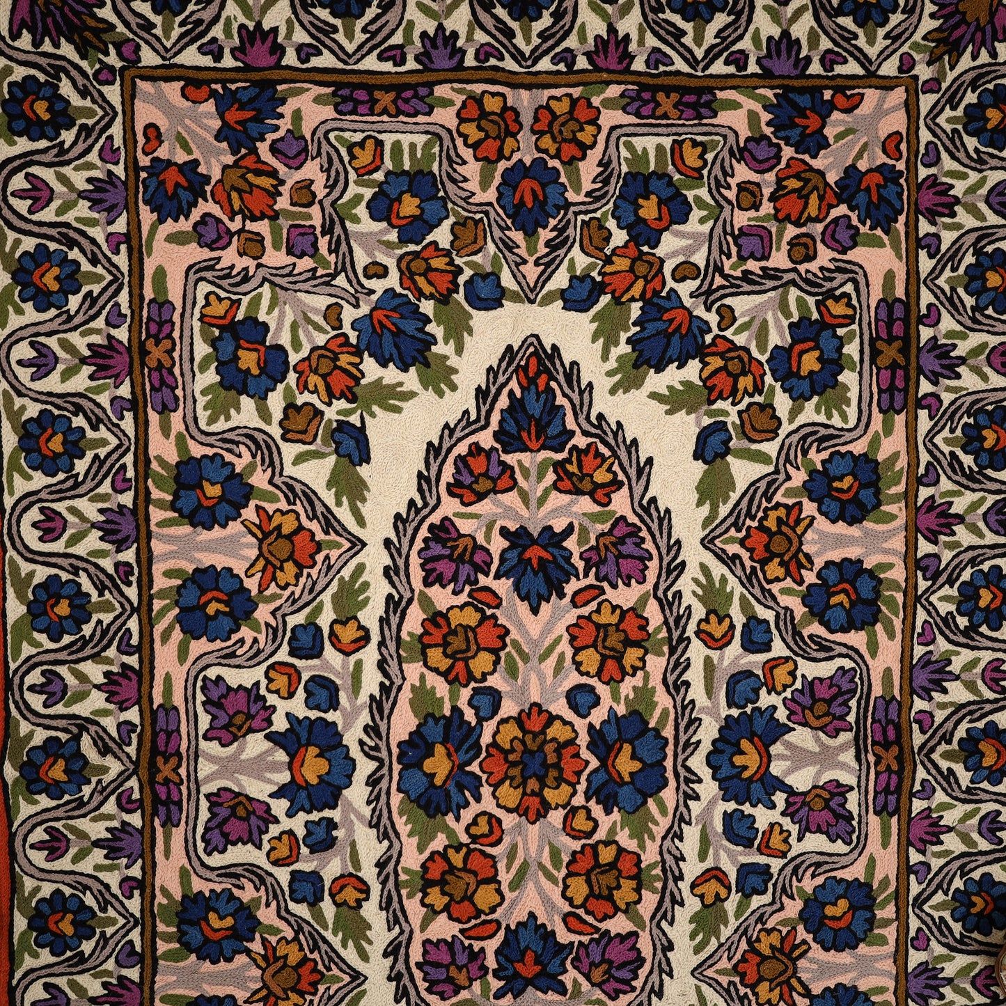 Original Kashmiri Chain Stitch Crewel Hand Embroidery Rug / Carpet (4 x 2.5 Feet) 19