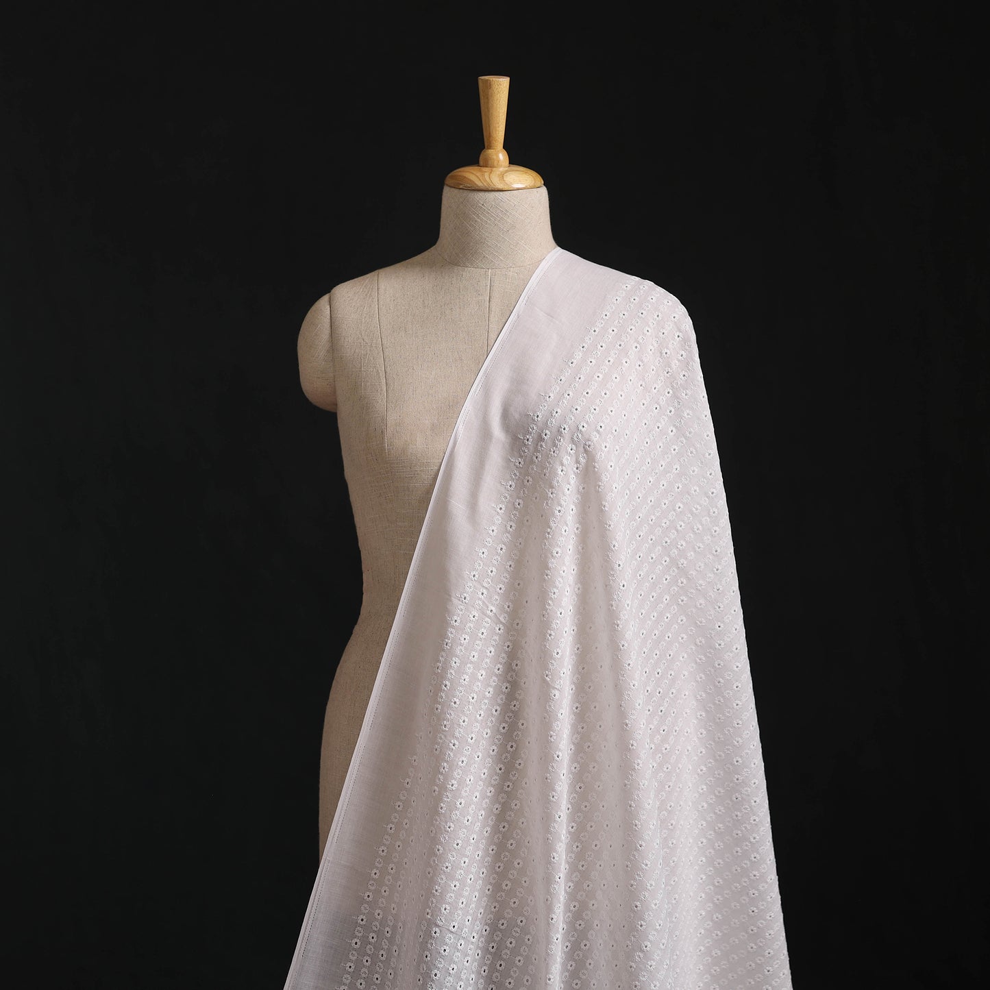 Floral Embroidered Cotton Hakoba Fabric 19