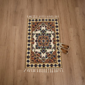 Original Kashmiri Chain Stitch Crewel Hand Embroidery Rug / Carpet (4 x 2.5 Feet) 20