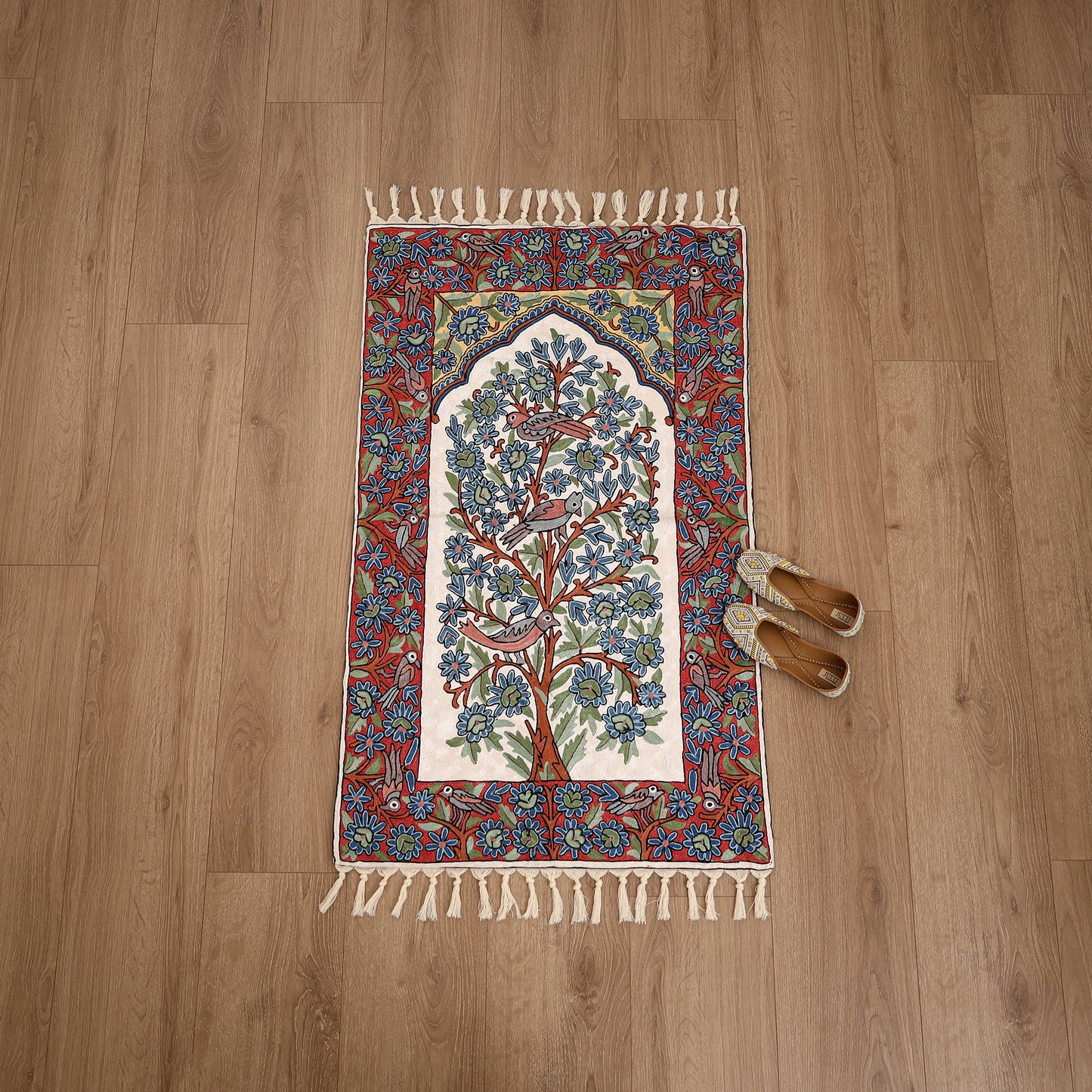 Original Kashmiri Chain Stitch Crewel Hand Embroidery Rug / Carpet (4 x 2.5 Feet) 21