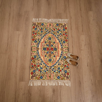 Original Kashmiri Chain Stitch Crewel Hand Embroidery Rug / Carpet (4 x 2.5 Feet) 22