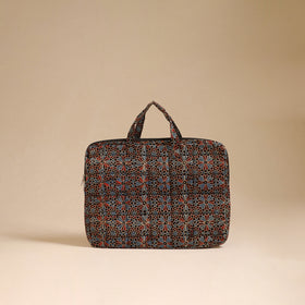 Handcrafted Quilted Laptop Bag (12 x 16 in) 26