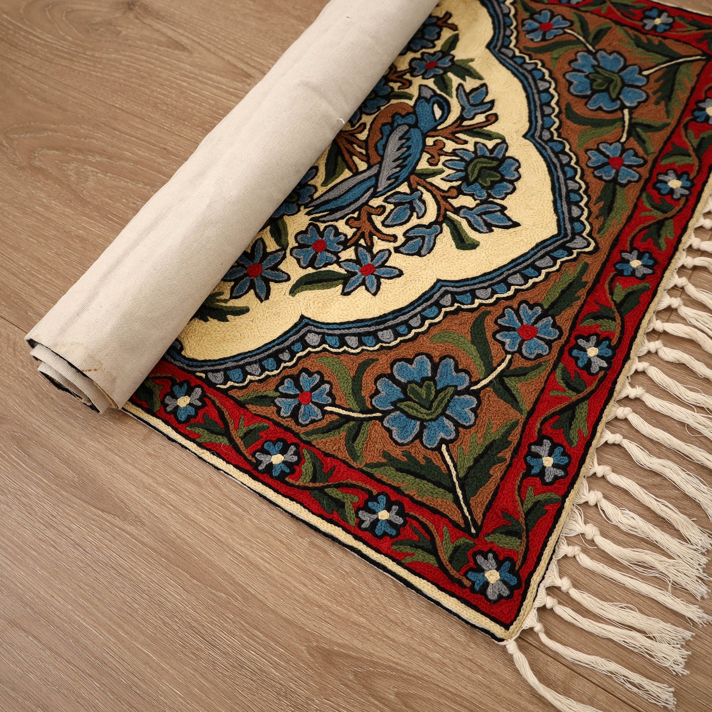 Original Kashmiri Chain Stitch Crewel Hand Embroidery Rug / Carpet (3 x 2 Feet) 25