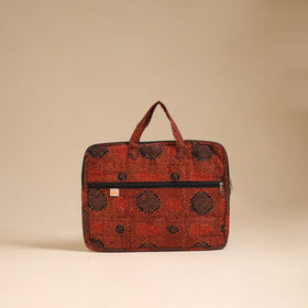 Handcrafted Quilted Laptop Bag (12 x 16 in) 35