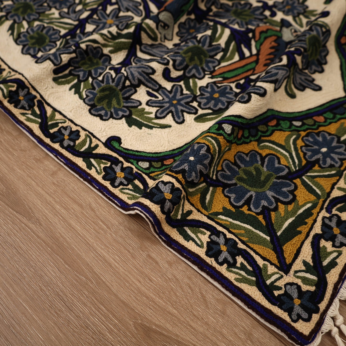 Original Kashmiri Chain Stitch Crewel Hand Embroidery Rug / Carpet (3 x 2 Feet) 27