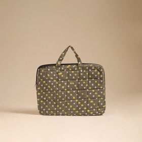 Handcrafted Quilted Laptop Bag (12 x 16 in) 40