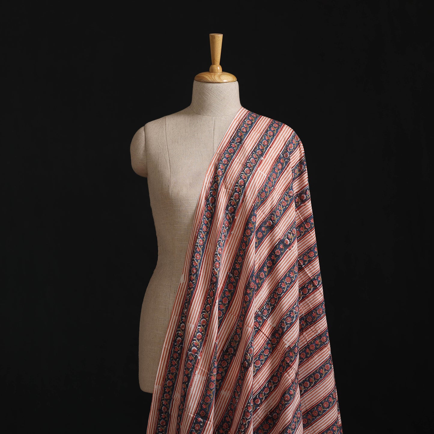 Sanganeri Hand Block Print Cotton Fabric 09