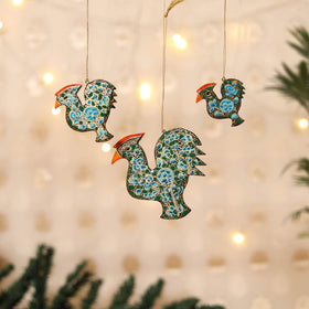 Kashmiri Handpainted Paper Mache Hen Hangings for Home Decor (Set of 3) 59
