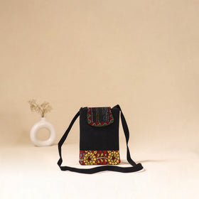 Srikalahasti Handpainted Kalamkari Sling Bag by Dwarka Plus 01