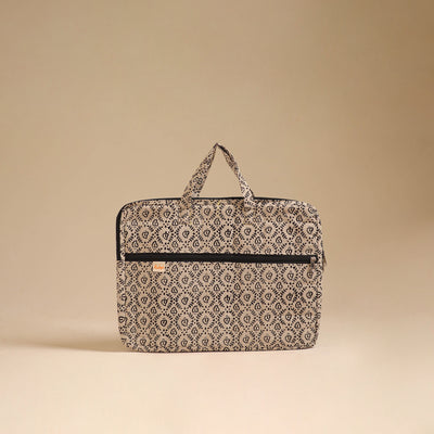 Handcrafted Quilted Laptop Bag (12 x 16 in) 98