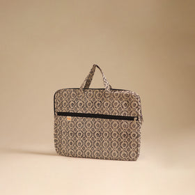 Handcrafted Quilted Laptop Bag (12 x 16 in) 98