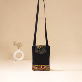 Srikalahasti Handpainted Kalamkari Sling Bag by Dwarka Plus 08
