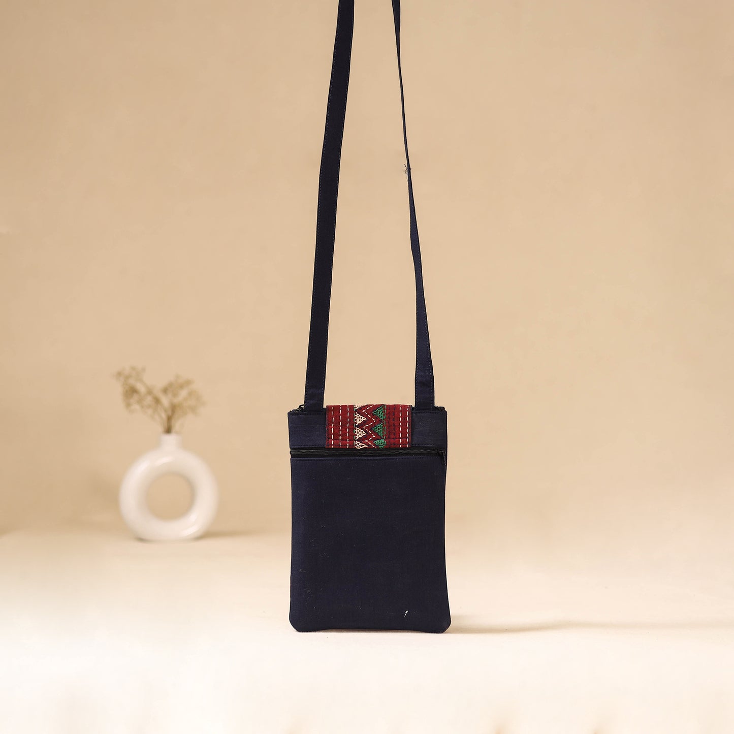 Srikalahasti Handpainted Kalamkari Sling Bag by Dwarka Plus 10