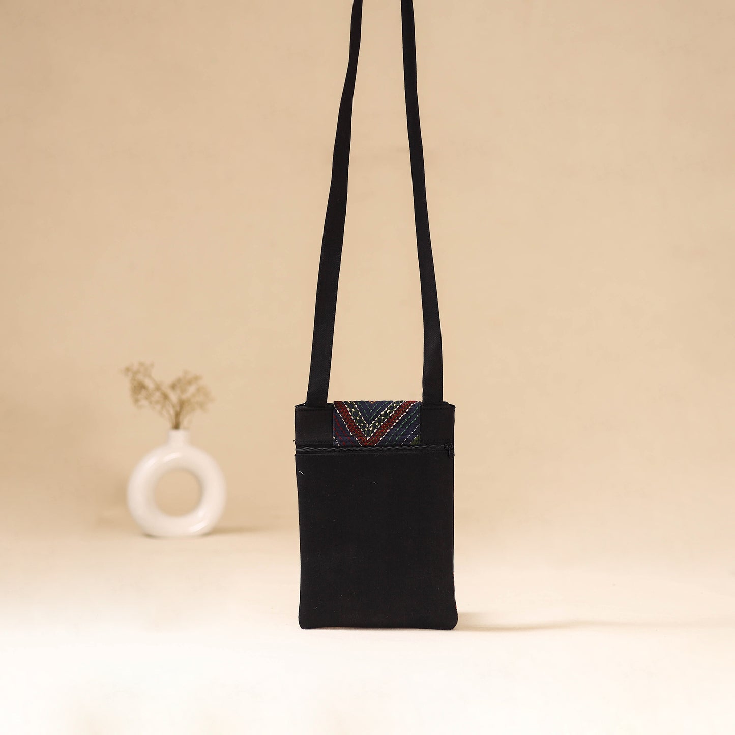 Srikalahasti Handpainted Kalamkari Sling Bag by Dwarka Plus 11