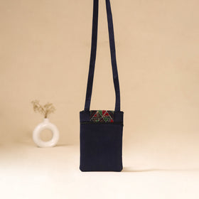 Srikalahasti Handpainted Kalamkari Sling Bag by Dwarka Plus 13