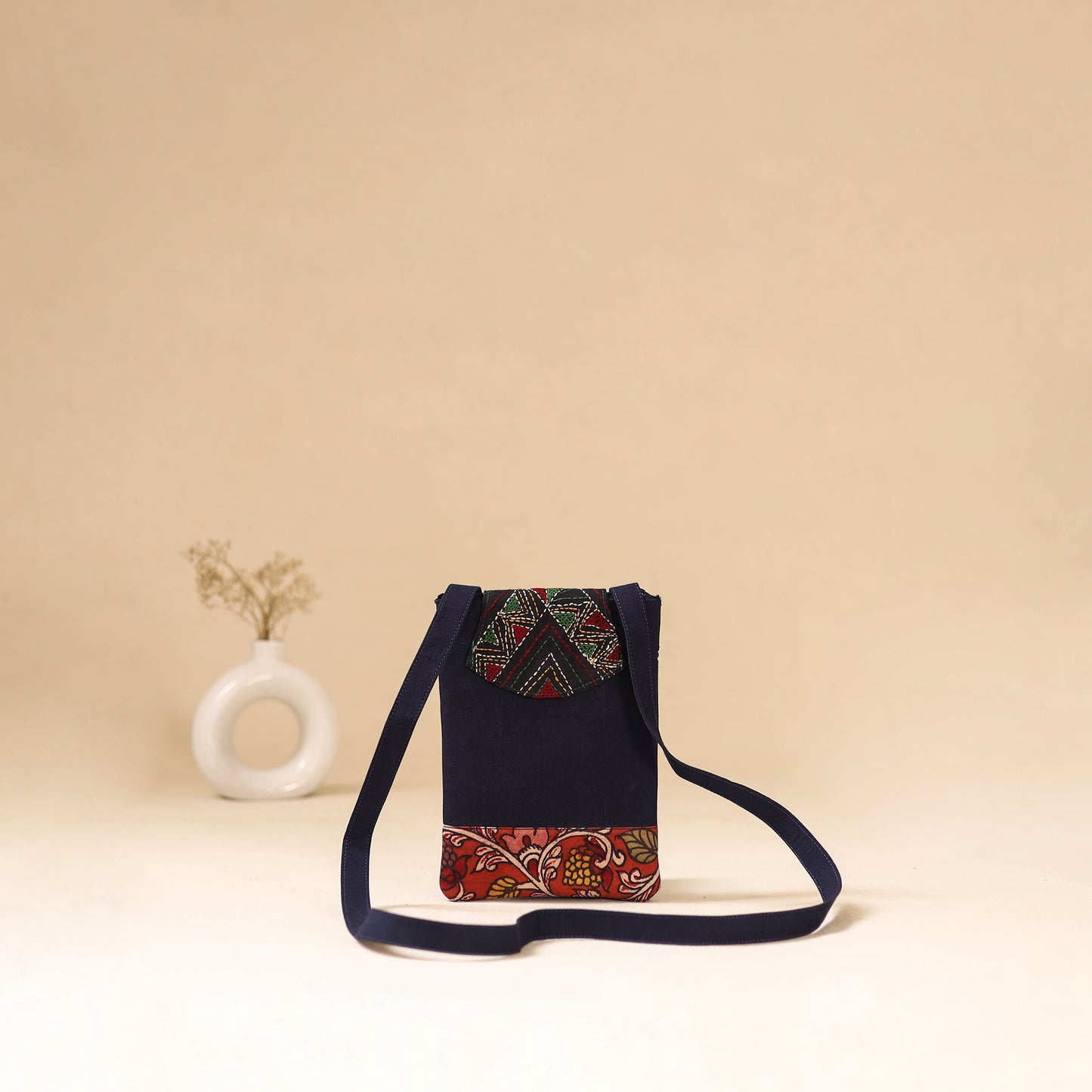 Srikalahasti Handpainted Kalamkari Sling Bag by Dwarka Plus 13