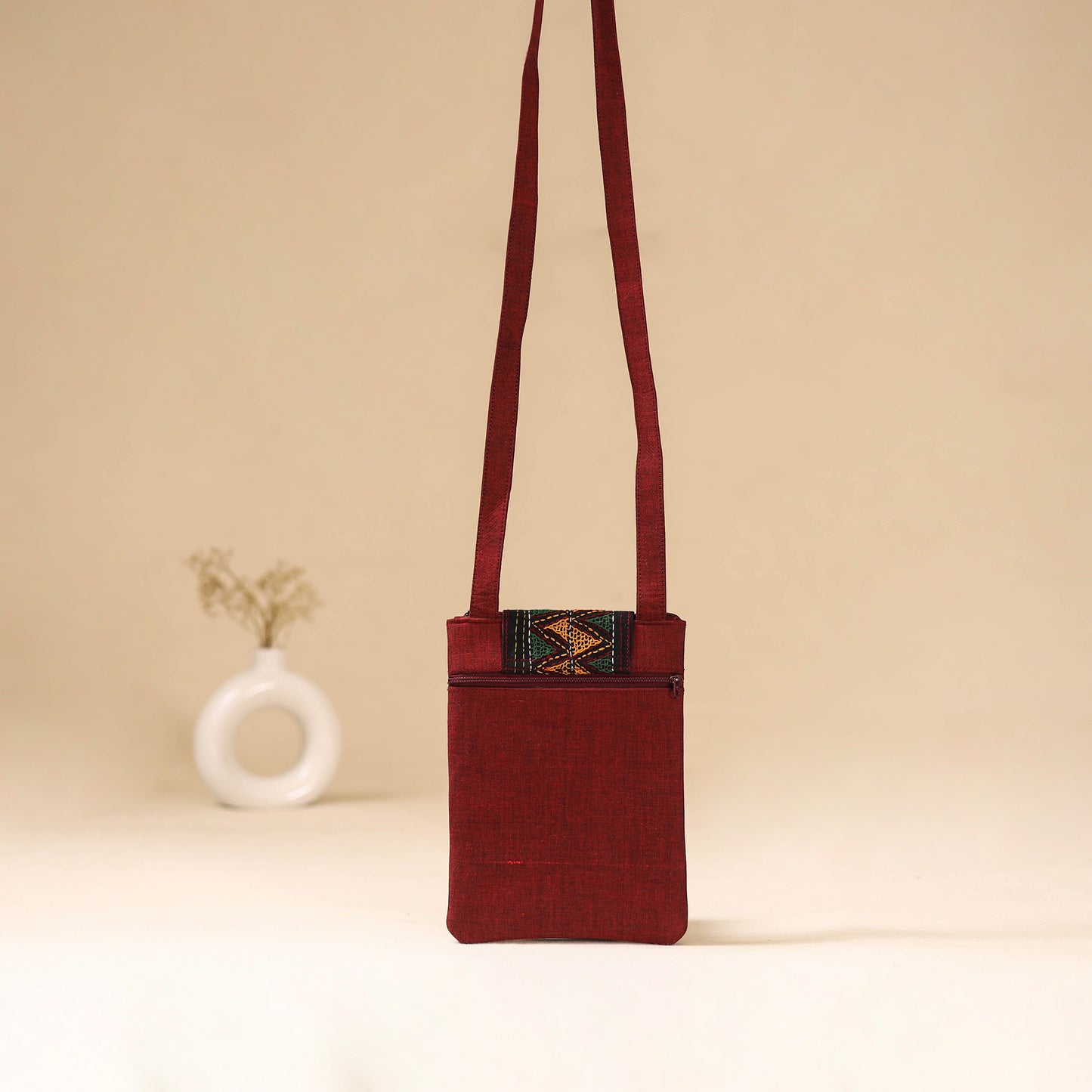 Srikalahasti Handpainted Kalamkari Sling Bag by Dwarka Plus 15