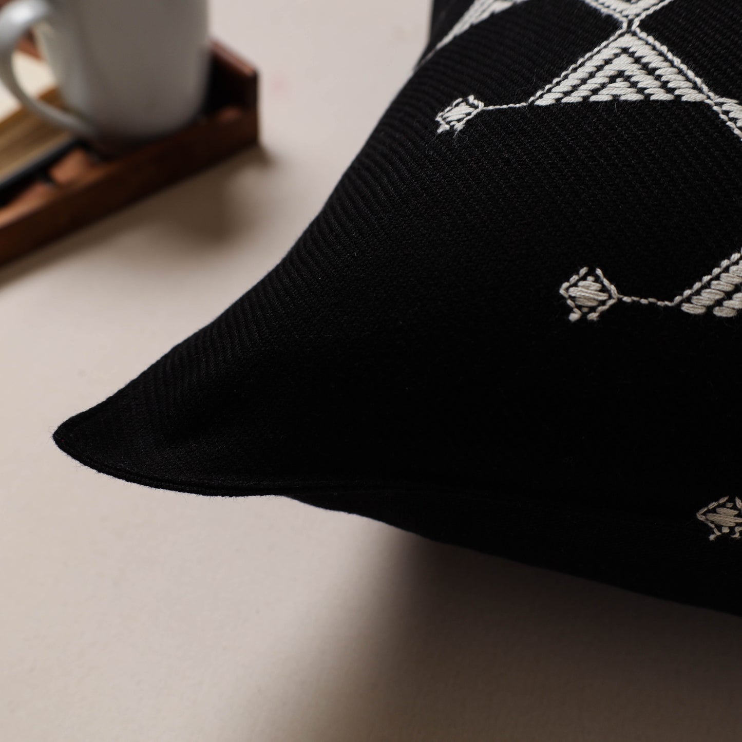 Urmul Kashida Stitch Handwoven Cushion Cover (16 x 16 in) 11