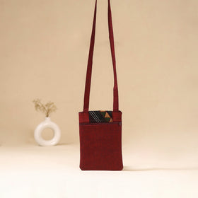 Srikalahasti Handpainted Kalamkari Sling Bag by Dwarka Plus 18