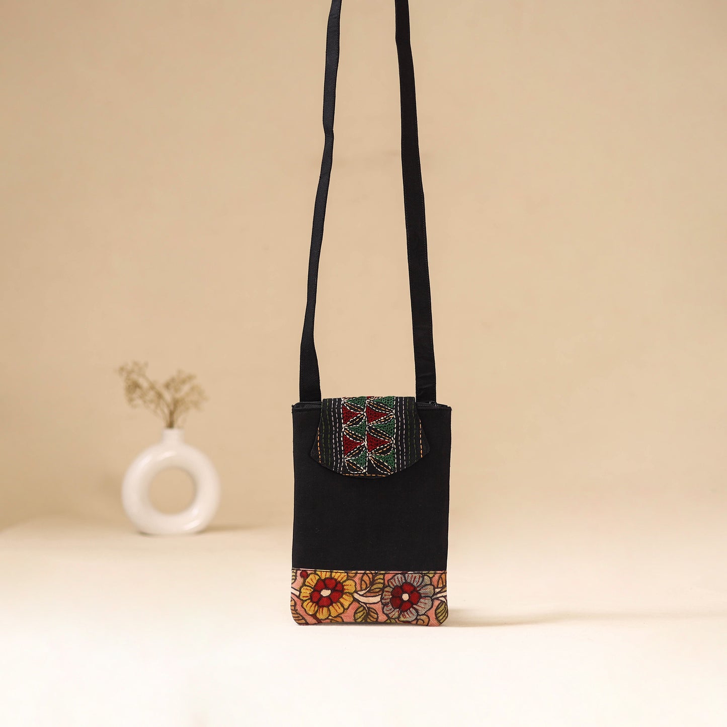 Srikalahasti Handpainted Kalamkari Sling Bag by Dwarka Plus 20
