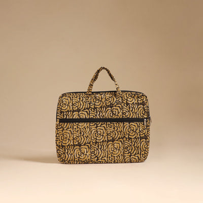 Handcrafted Quilted Laptop Bag (12 x 16 in) 119