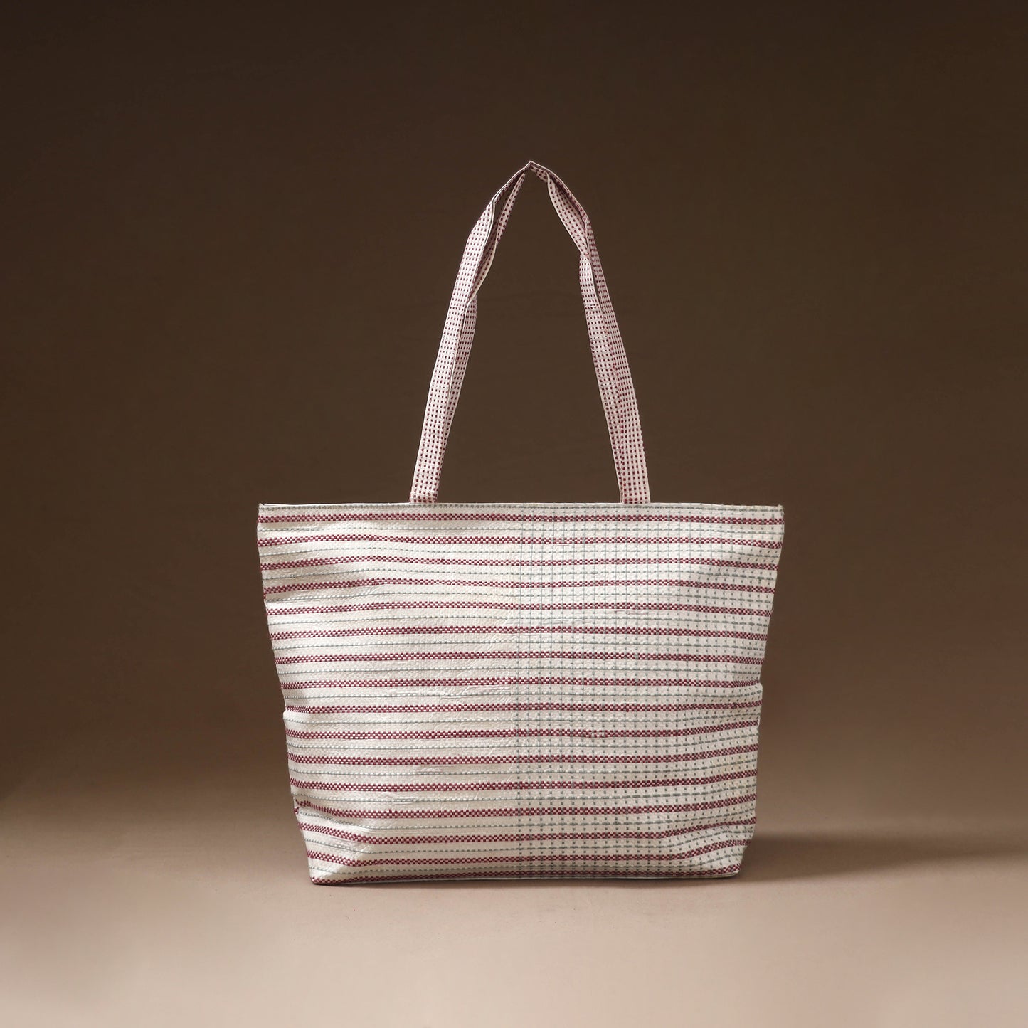 White - Taat Wool Thread Hand Embroidery Upcycled Shoulder Bag 04
