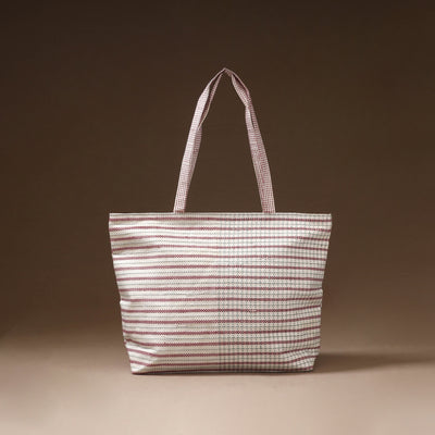 White - Taat Wool Thread Hand Embroidery Upcycled Shoulder Bag 04