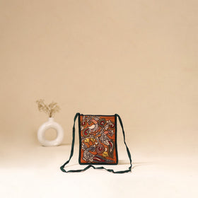 Srikalahasti Handpainted Kalamkari Sling Bag by Dwarka Plus 26
