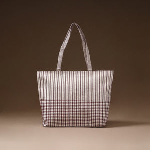 White - Taat Wool Thread Hand Embroidery Upcycled Shoulder Bag 05