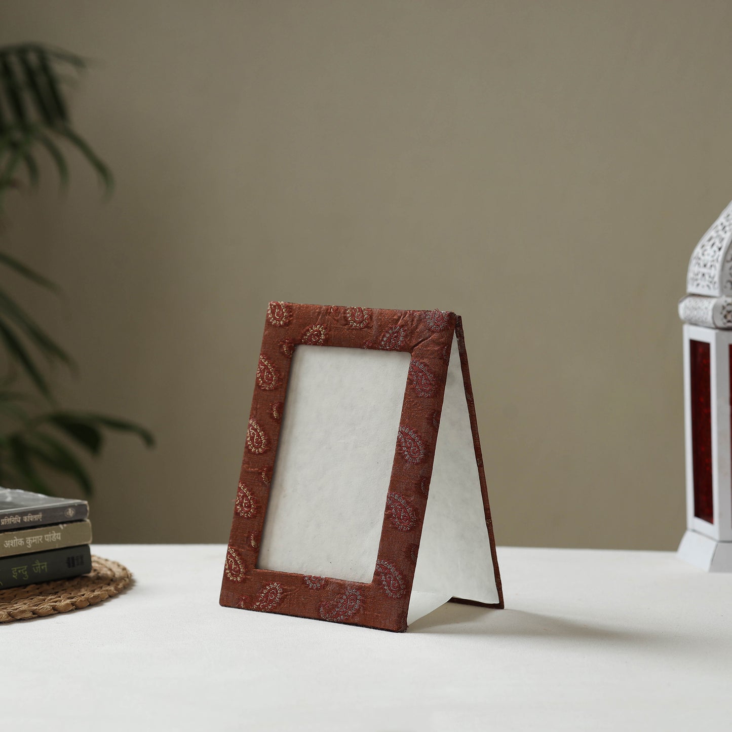 Brown - fabric embellished handmade photo frame (8 x 6 in)