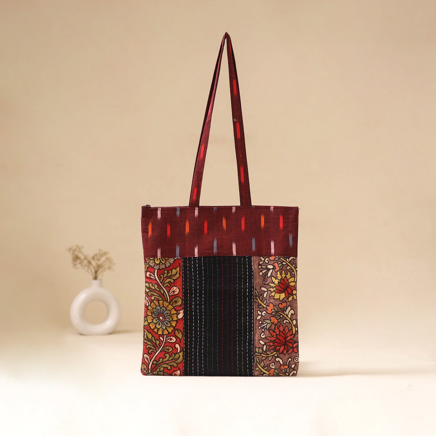 Srikalahasti Handpainted Kalamkari Ikat Patch Shoulder Bag by Dwarka Plus 42