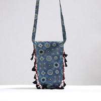 kutch sling bag