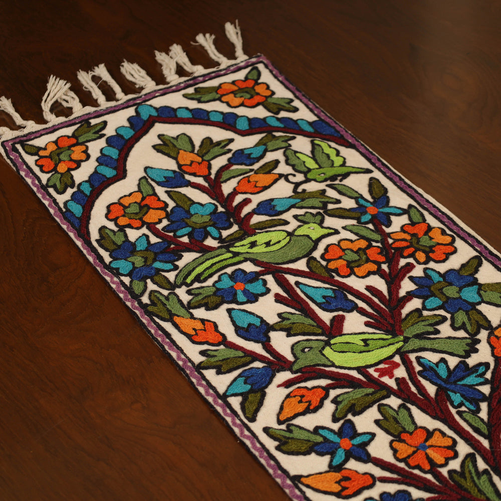 Kashmiri Crewel Hand Embroidery Table Runner 01