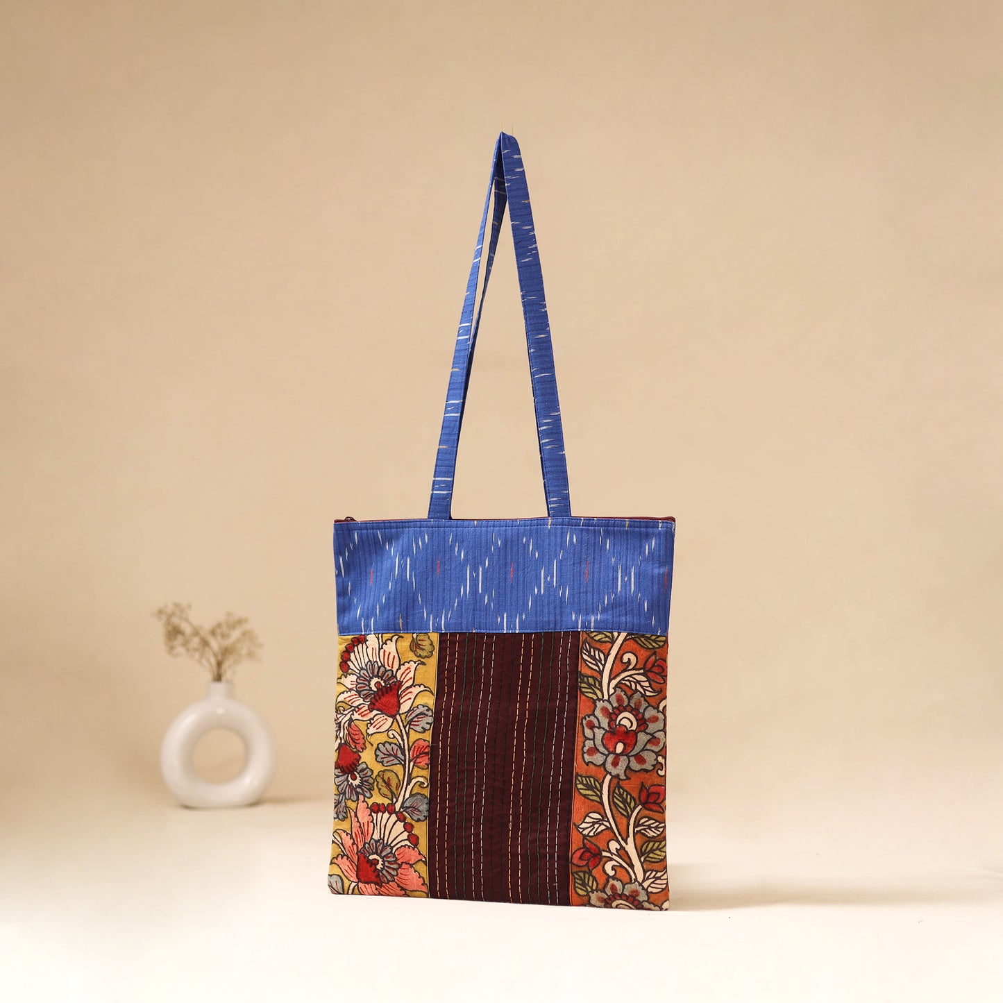 Srikalahasti Handpainted Kalamkari Ikat Patch Shoulder Bag by Dwarka Plus 49