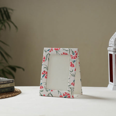 White - fabric embellished handmade photo frame (8 x 6 in)