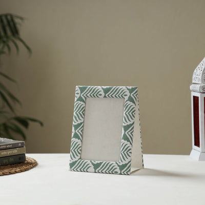 Green - fabric embellished handmade photo frame (8 x 6 in)