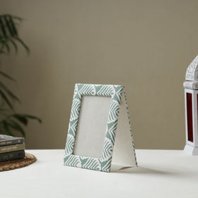 Green - fabric embellished handmade photo frame (8 x 6 in)