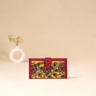 Srikalahasti Handpainted Kalamkari Clutch by Dwarka Plus 75