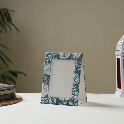 Green - fabric embellished handmade photo frame (8 x 6 in)