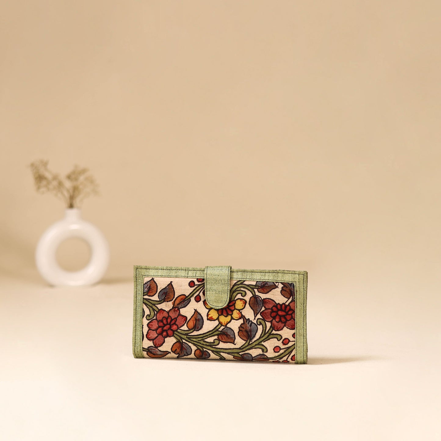 Srikalahasti Handpainted Kalamkari Clutch by Dwarka Plus 77