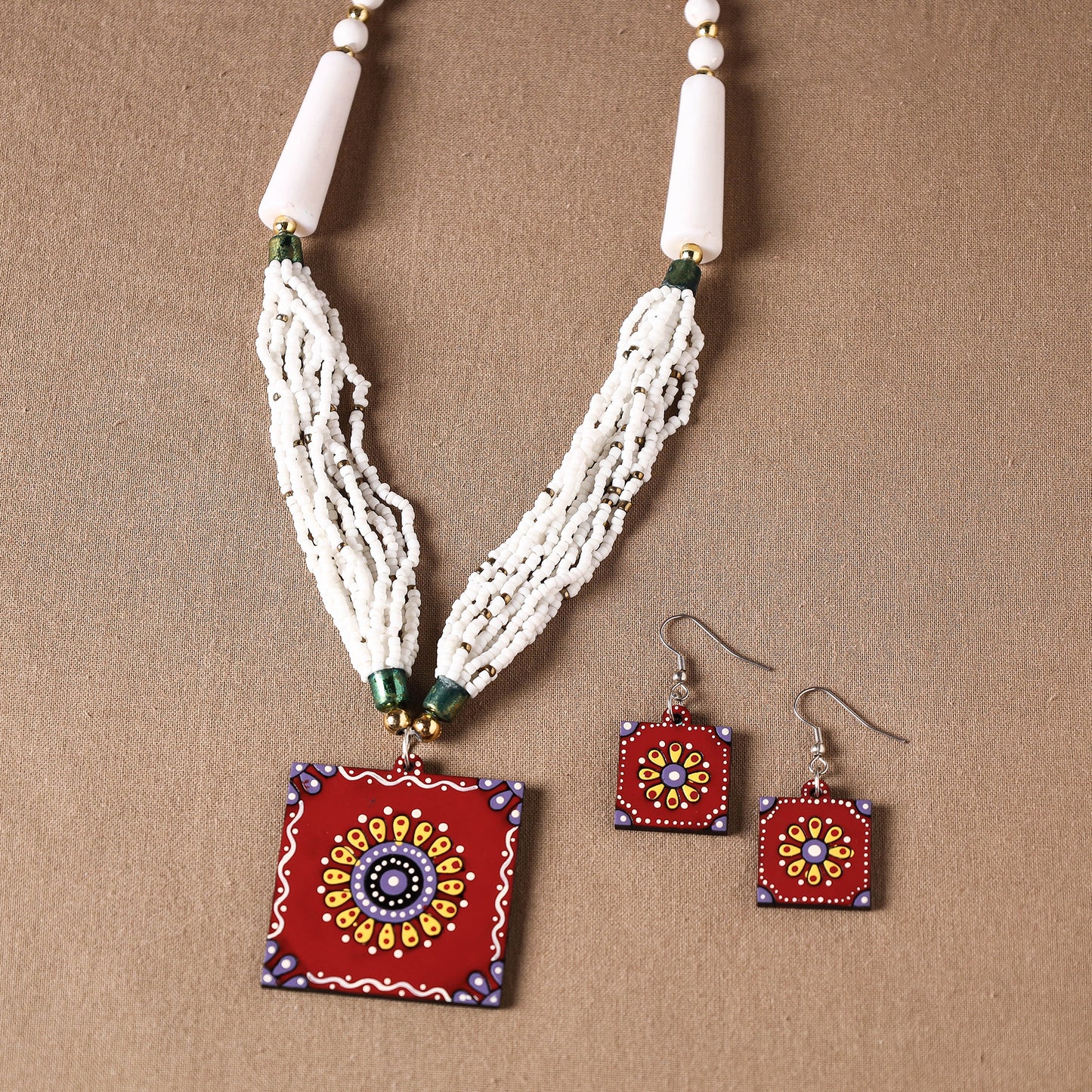 Tikuli Art Handpainted Wooden Necklace Set