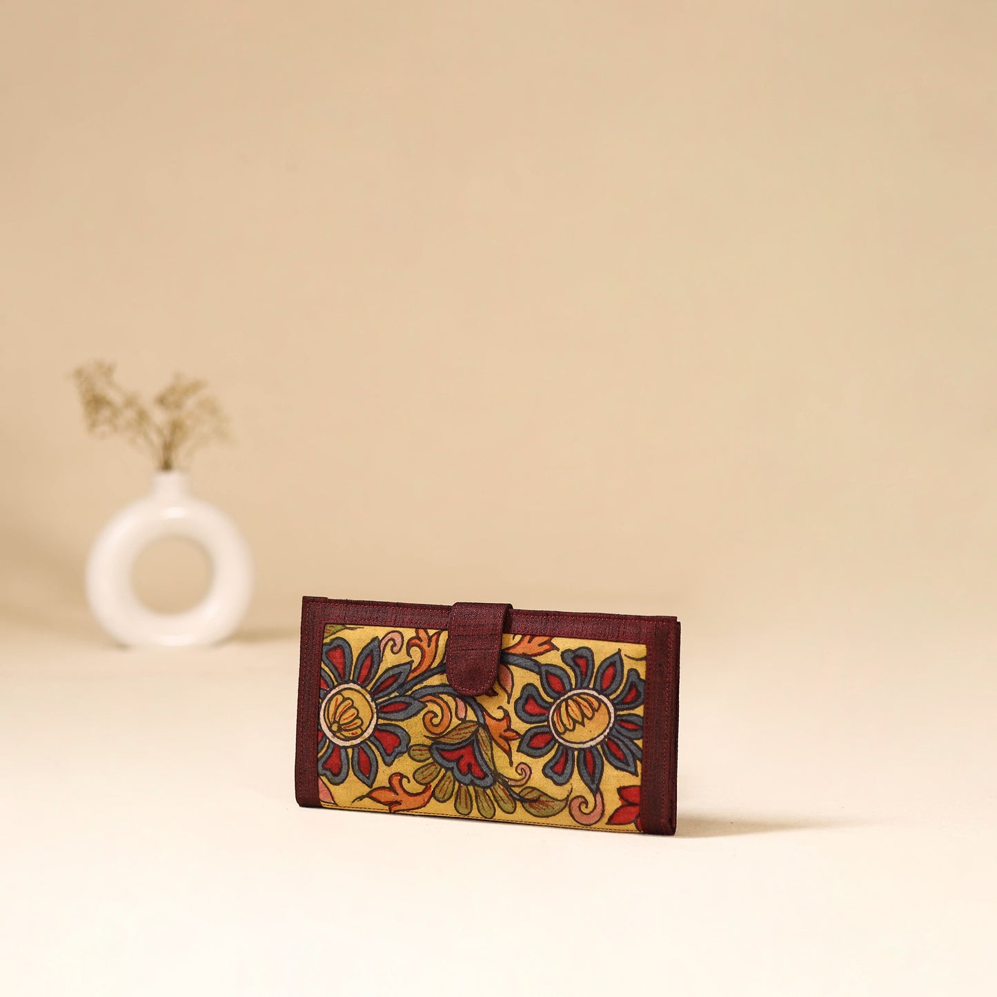 Srikalahasti Handpainted Kalamkari Clutch by Dwarka Plus 80