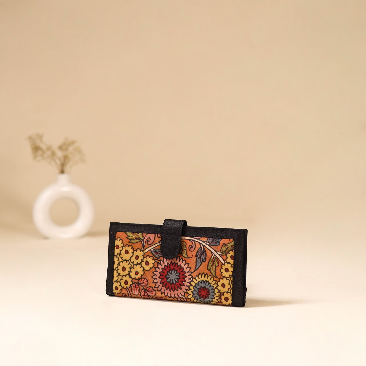 Srikalahasti Handpainted Kalamkari Clutch by Dwarka Plus 81