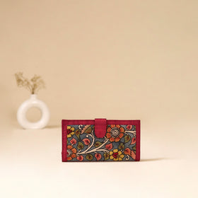 Srikalahasti Handpainted Kalamkari Clutch by Dwarka Plus 85